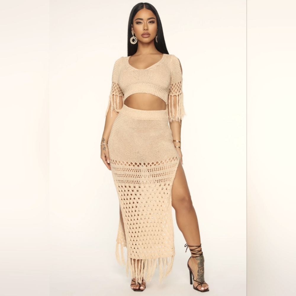 Fashion nova skirt set
